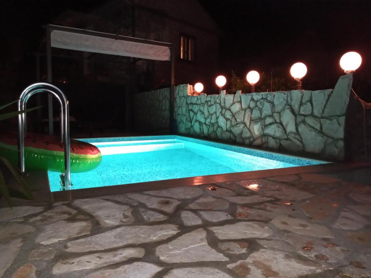 Apartments Tomina Donje Selo na Solti ภายนอก รูปภาพ