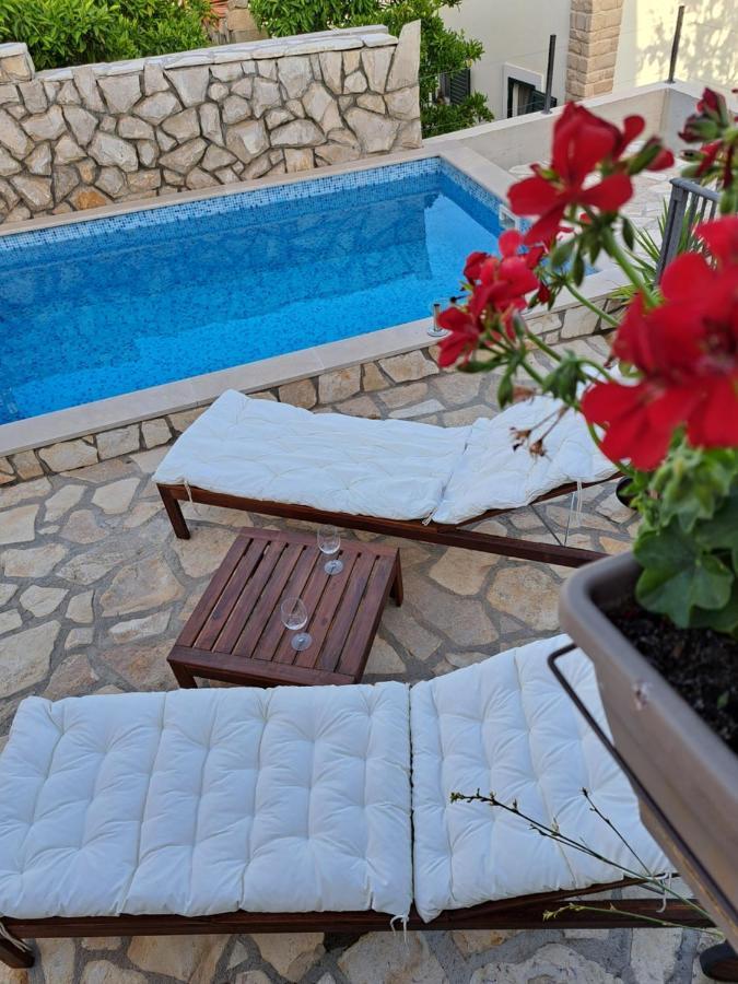 Apartments Tomina Donje Selo na Solti ภายนอก รูปภาพ